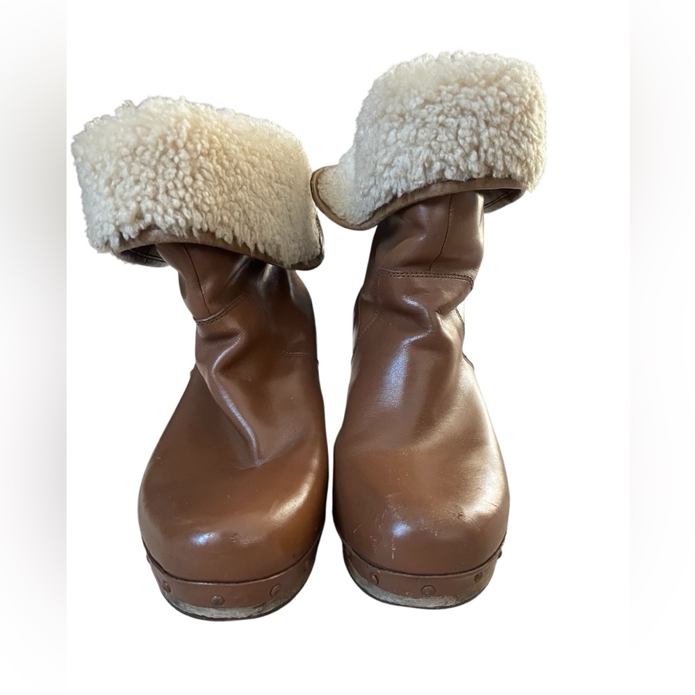 UGG Women's leather Shearling Lined Clogs - Picture 2 of 16